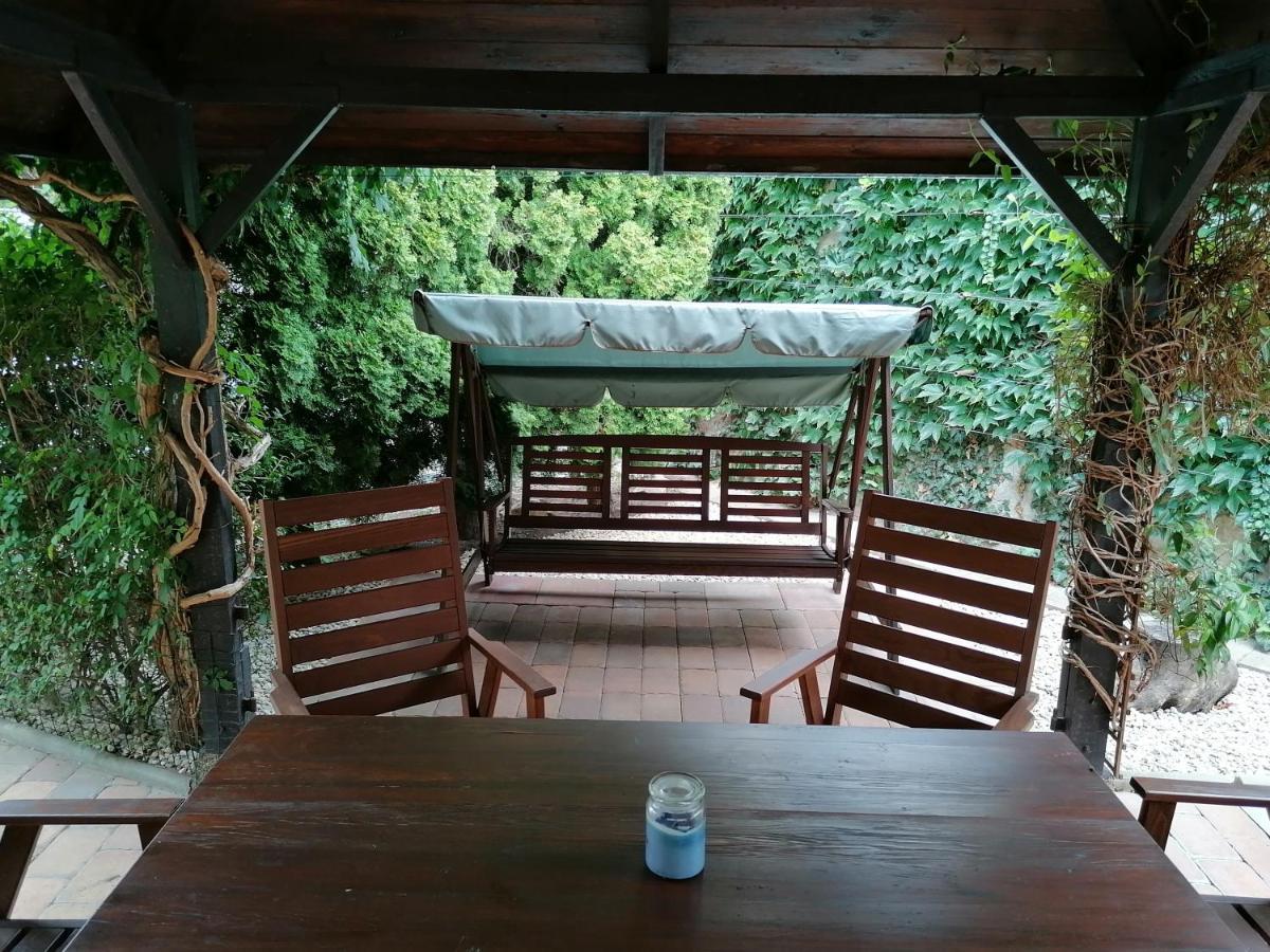Ubytovani Na Spaciru มิคูลอฟ ภายนอก รูปภาพ
